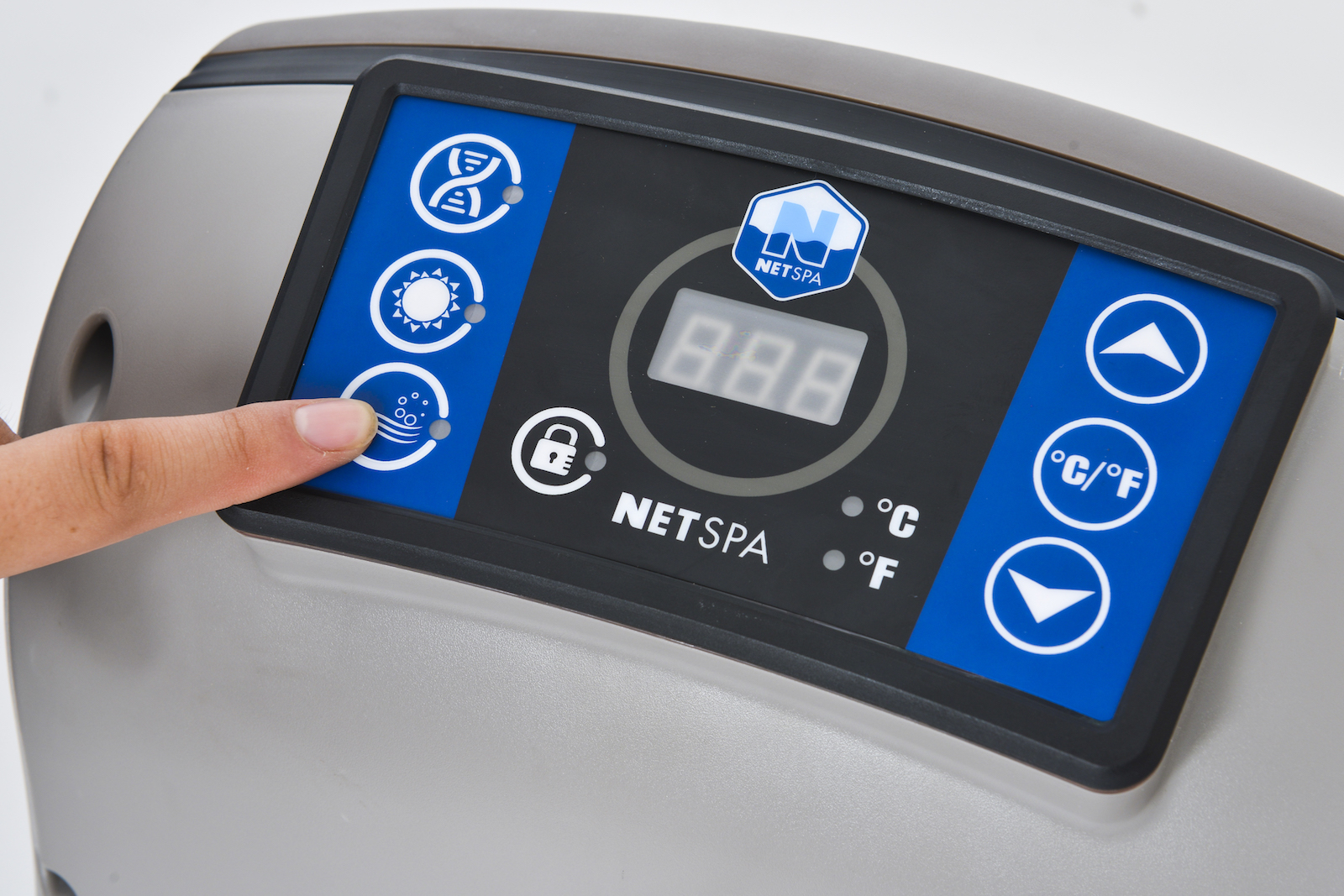 NetSpa Vita Whirlpool halbstarr rund für 4 Personen Ø 156 x 73 cm inkl. Umrandung mit 5 teiliges Mobiliar