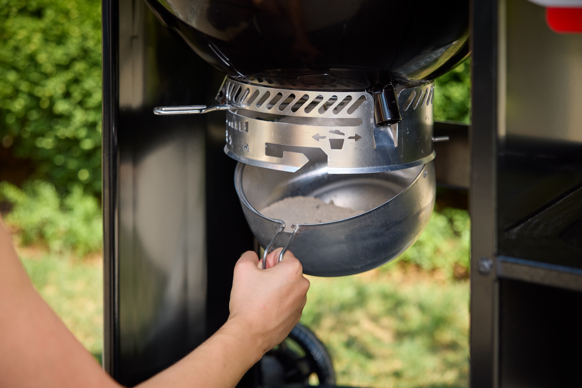 Weber Performer Premium Smart Holzkohlegrill Ø 57 cm 1501631