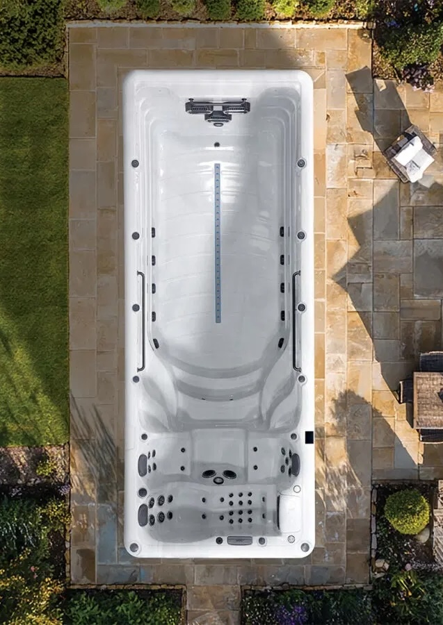 Platinum Spas Zelus Swim Spa 570x225x150cm River Jet System inkl. Thermoabdeckung