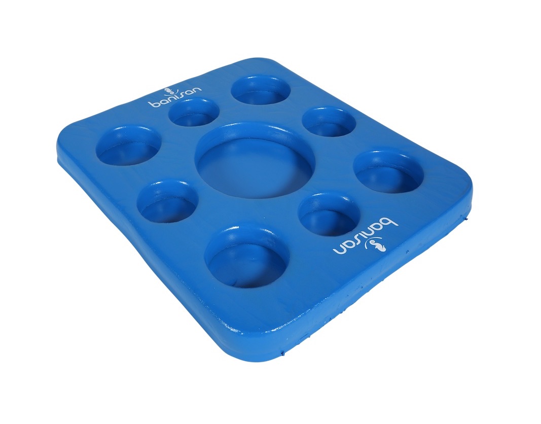 Banisan Kool Tray Schwimmtablett Getränkehalter für Whirlpools mit Spielbrett blau