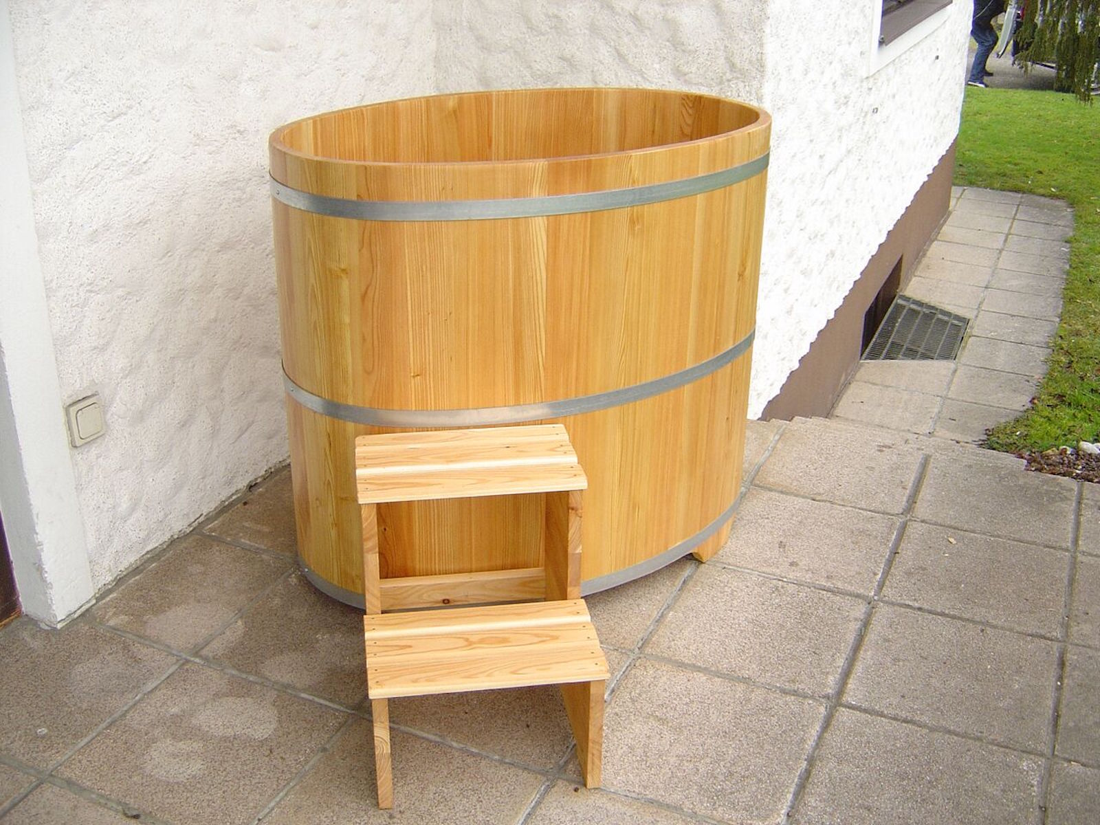 Achleitner Sauna Tauchbecken aus Lärchenholz farblos beschichtet 741