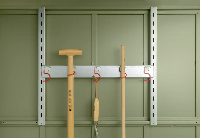 Hörmann Gerätehalter-Set inkl. Regalhalter-Set (kurz) für Berry Gerätehaus Classic und Modern