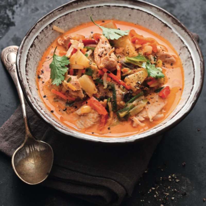 Thom-Kha-Gai-Eintopf im Dutch Oven